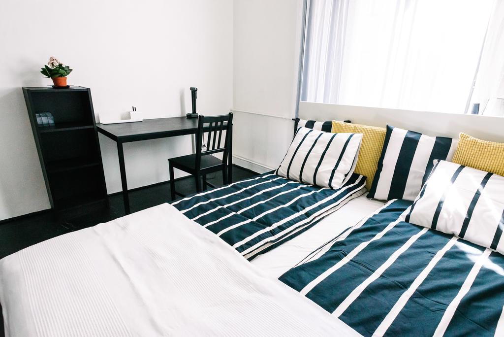 D.Five Stylish Apartment On Vaci Street Boedapest Buitenkant foto